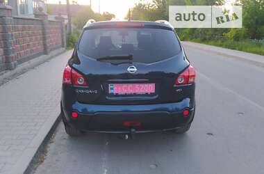 Позашляховик / Кросовер Nissan Qashqai+2 2009 в Гощі