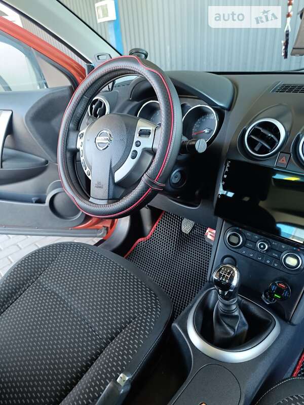Внедорожник / Кроссовер Nissan Qashqai+2 2009 в Тернополе