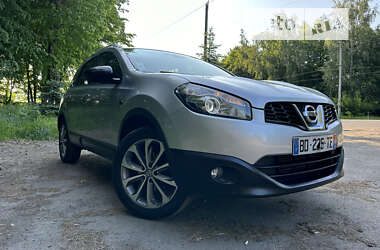 Позашляховик / Кросовер Nissan Qashqai+2 2010 в Луцьку