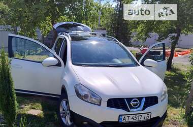 Позашляховик / Кросовер Nissan Qashqai+2 2012 в Івано-Франківську