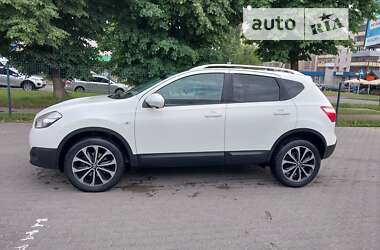 Позашляховик / Кросовер Nissan Qashqai+2 2012 в Луцьку