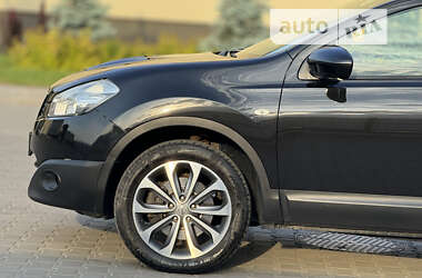 Позашляховик / Кросовер Nissan Qashqai+2 2010 в Луцьку