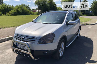 Внедорожник / Кроссовер Nissan Qashqai+2 2009 в Ровно