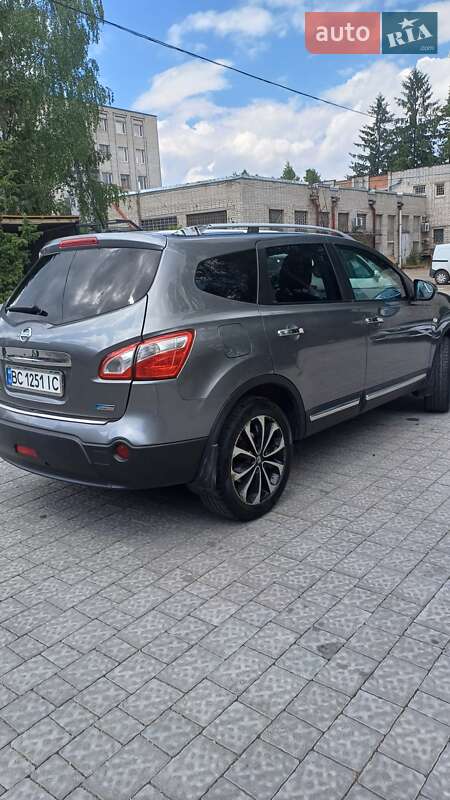 Внедорожник / Кроссовер Nissan Qashqai+2 2011 в Львове