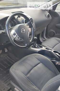 Позашляховик / Кросовер Nissan Qashqai+2 2010 в Рівному