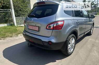 Позашляховик / Кросовер Nissan Qashqai+2 2010 в Луцьку