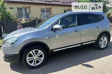 Позашляховик / Кросовер Nissan Qashqai+2 2010 в Луцьку