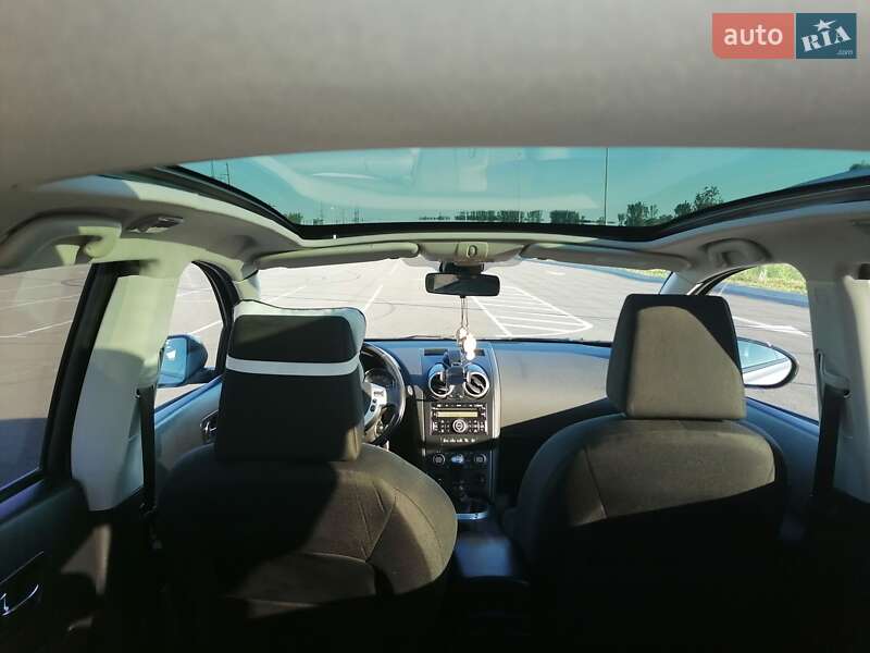 Внедорожник / Кроссовер Nissan Qashqai+2 2009 в Ровно