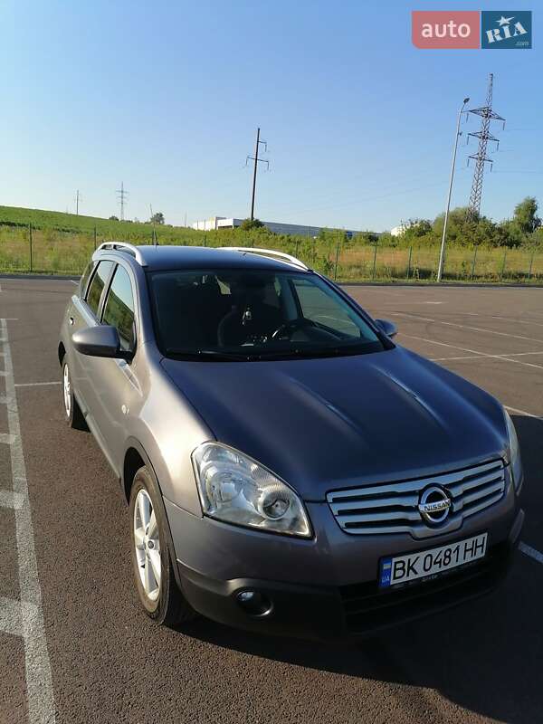 Nissan Qashqai+2 2009