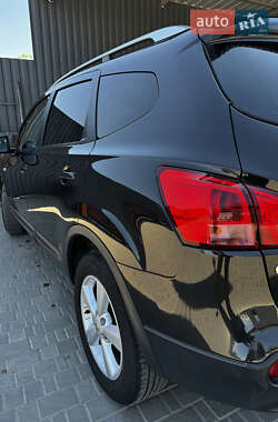 Внедорожник / Кроссовер Nissan Qashqai+2 2009 в 