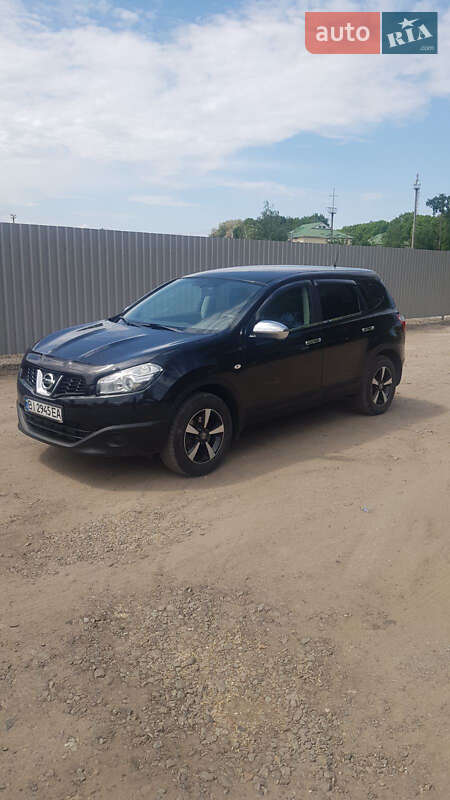 Внедорожник / Кроссовер Nissan Qashqai+2 2013 в Полтаве