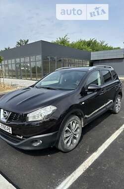 Позашляховик / Кросовер Nissan Qashqai+2 2012 в Мостиській