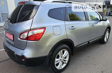 Позашляховик / Кросовер Nissan Qashqai+2 2012 в Києві