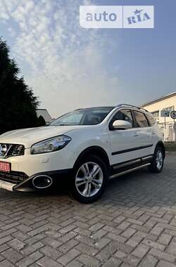 Позашляховик / Кросовер Nissan Qashqai+2 2012 в Рівному