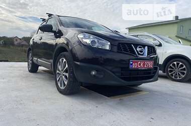 Внедорожник / Кроссовер Nissan Qashqai+2 2010 в Ровно