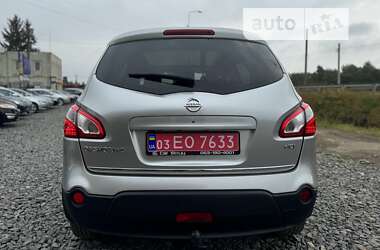 Внедорожник / Кроссовер Nissan Qashqai+2 2012 в Стрые