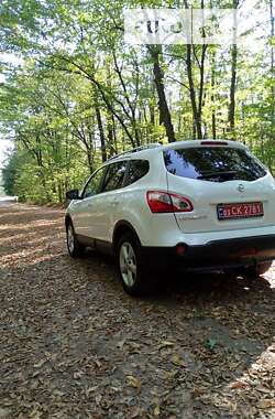 Внедорожник / Кроссовер Nissan Qashqai+2 2011 в Гайсине