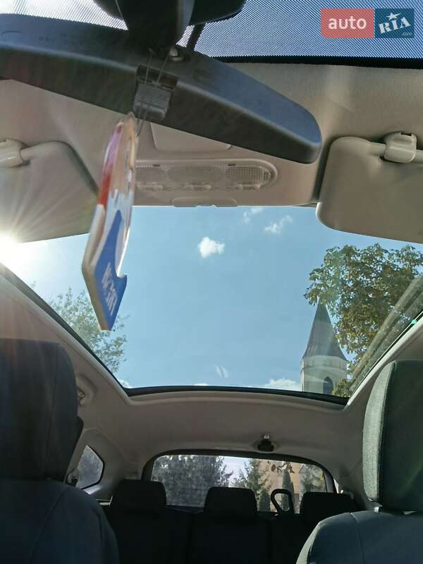 Позашляховик / Кросовер Nissan Qashqai+2 2012 в Скалаті