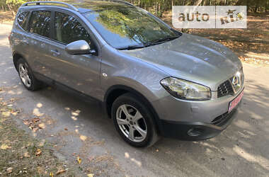 Позашляховик / Кросовер Nissan Qashqai+2 2011 в Луцьку