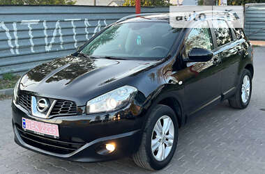 Позашляховик / Кросовер Nissan Qashqai+2 2011 в Луцьку