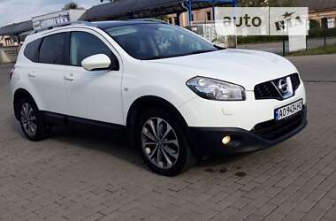 Позашляховик / Кросовер Nissan Qashqai+2 2010 в Мукачевому