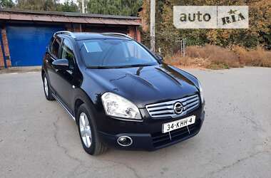 Внедорожник / Кроссовер Nissan Qashqai+2 2010 в Полтаве