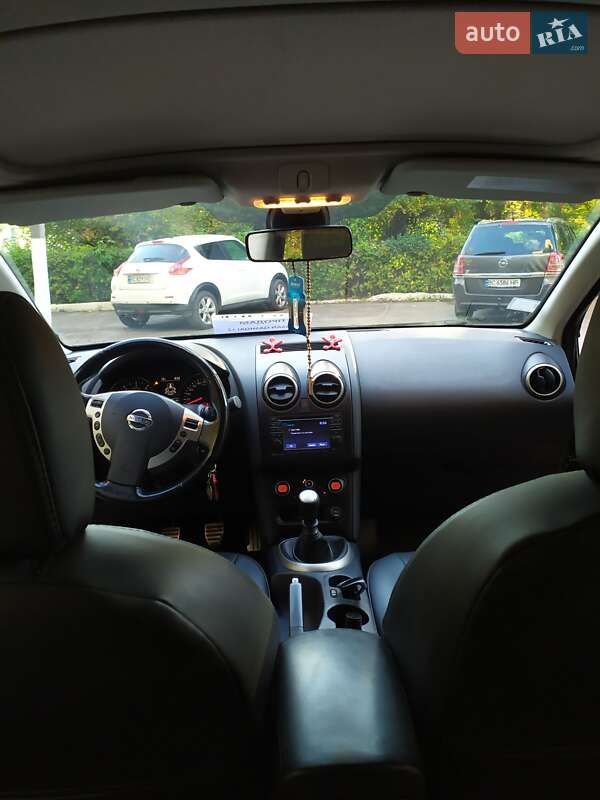 Позашляховик / Кросовер Nissan Qashqai+2 2010 в Дрогобичі фото 10 Позашляховик / Кросовер Nissan Qashqai+2 2010 в Дрогобичі