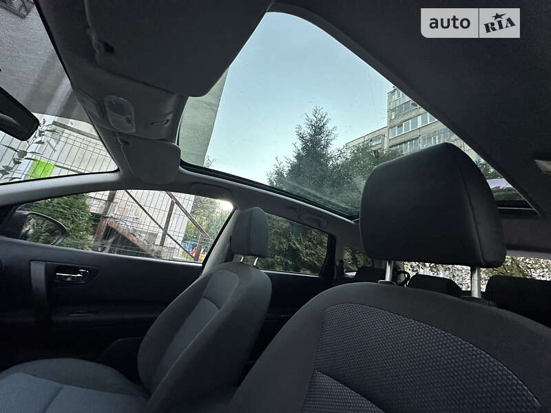 Внедорожник / Кроссовер Nissan Qashqai+2 2013 в Хмельницком