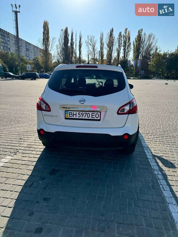 Внедорожник / Кроссовер Nissan Qashqai+2 2013 в Одессе