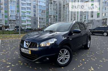 Внедорожник / Кроссовер Nissan Qashqai+2 2010 в Виннице