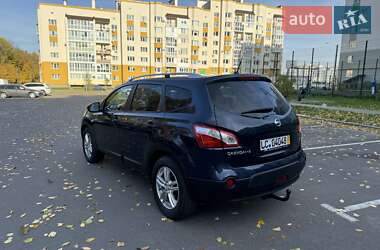 Позашляховик / Кросовер Nissan Qashqai+2 2010 в Вінниці