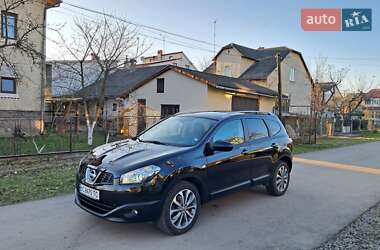 Внедорожник / Кроссовер Nissan Qashqai+2 2011 в Самборе