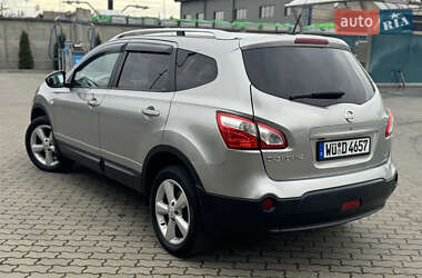 Внедорожник / Кроссовер Nissan Qashqai+2 2011 в Сарнах