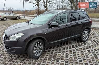 Позашляховик / Кросовер Nissan Qashqai+2 2010 в Коломиї