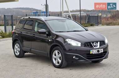 Позашляховик / Кросовер Nissan Qashqai+2 2012 в Львові