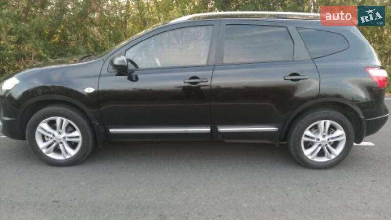 Внедорожник / Кроссовер Nissan Qashqai+2 2011 в Умани