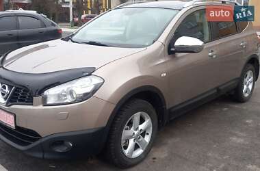 Позашляховик / Кросовер Nissan Qashqai+2 2011 в Вінниці