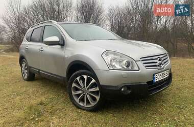 Позашляховик / Кросовер Nissan Qashqai+2 2010 в Тернополі