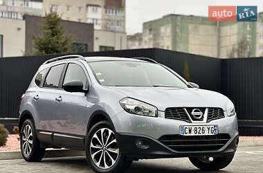 Позашляховик / Кросовер Nissan Qashqai+2 2013 в Луцьку