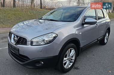 Позашляховик / Кросовер Nissan Qashqai+2 2012 в Києві