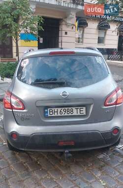 Позашляховик / Кросовер Nissan Qashqai+2 2010 в Одесі