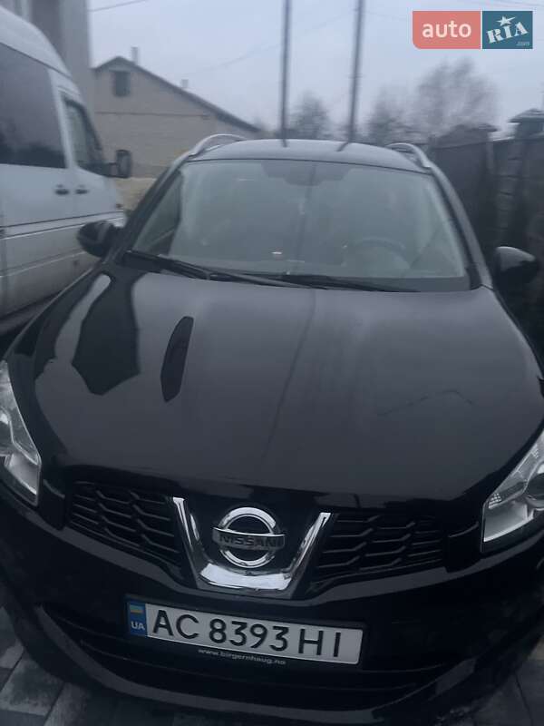 Внедорожник / Кроссовер Nissan Qashqai+2 2011 в Луцке