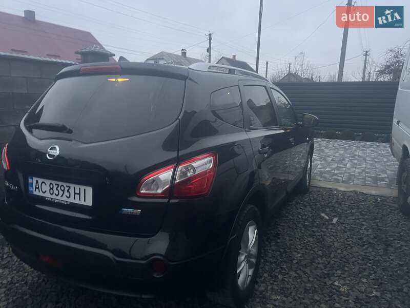 Внедорожник / Кроссовер Nissan Qashqai+2 2011 в Луцке