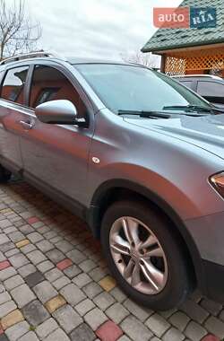 Позашляховик / Кросовер Nissan Qashqai+2 2012 в Ковелі