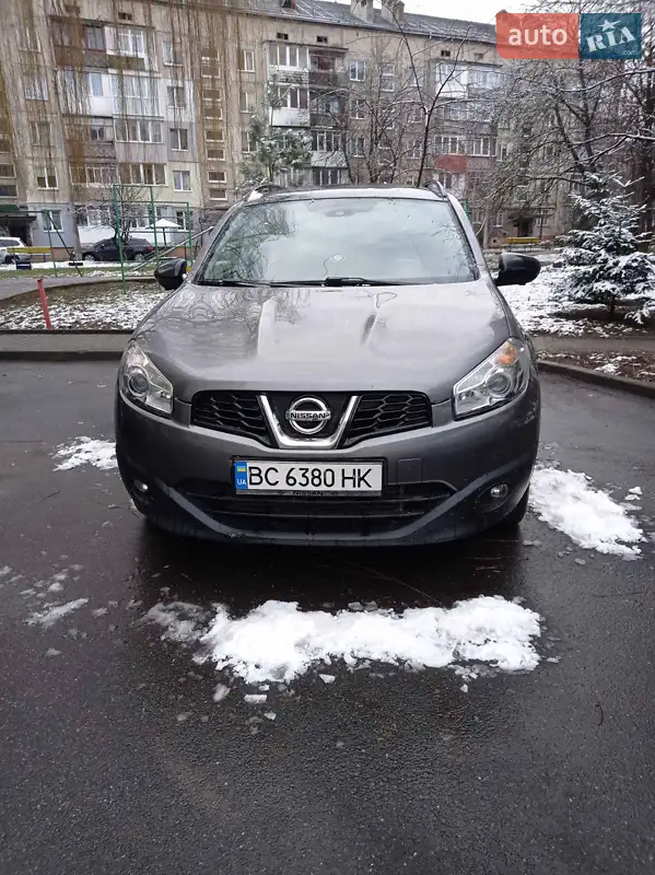 Nissan Qashqai+2