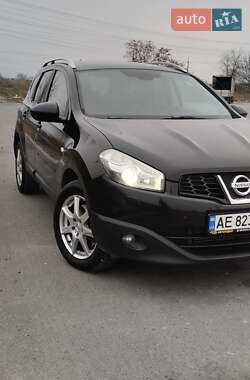 Позашляховик / Кросовер Nissan Qashqai+2 2011 в Дніпрі