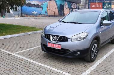 Позашляховик / Кросовер Nissan Qashqai+2 2011 в Луцьку