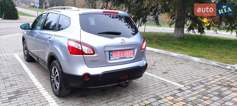 Внедорожник / Кроссовер Nissan Qashqai+2 2011 в Луцке