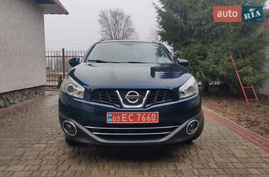 Позашляховик / Кросовер Nissan Qashqai+2 2012 в Полтаві