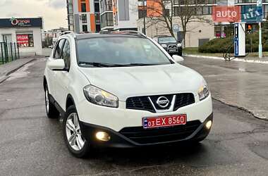 Позашляховик / Кросовер Nissan Qashqai+2 2012 в Вараші